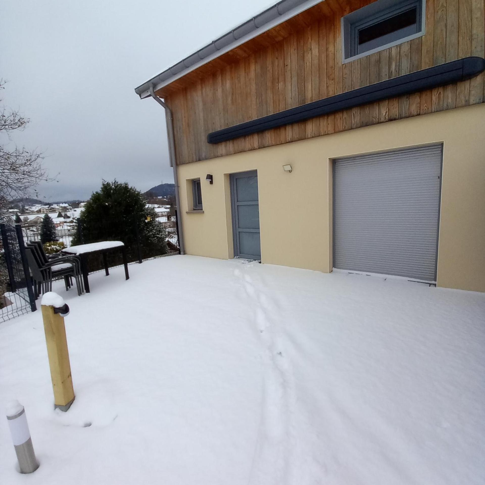 Chez Gigi Et Malou - Gite Brimbelle Champ-le-Duc エクステリア 写真